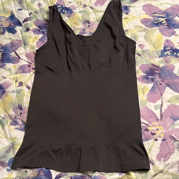 Yummie Tank & Panties - Picture 2 of 3